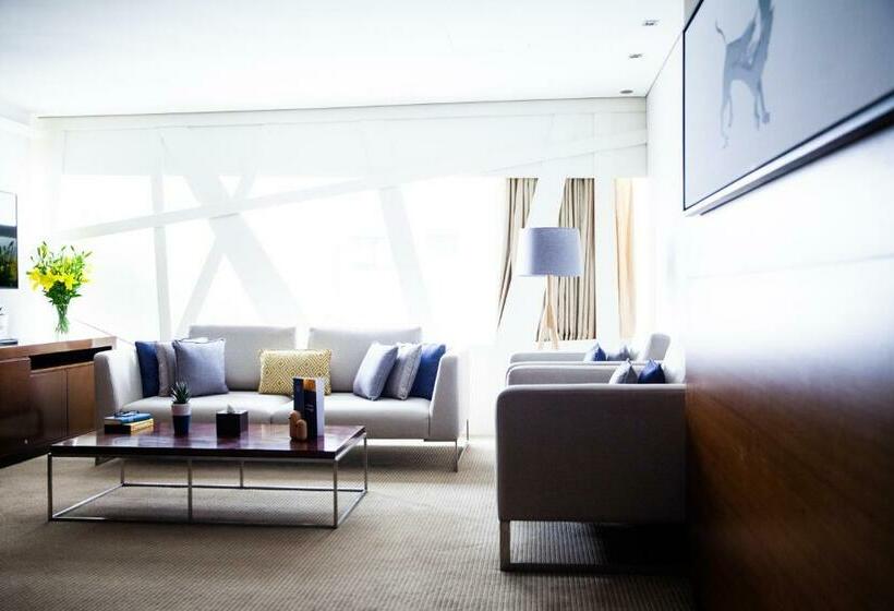 带大床的套房, Voco Dubai, An Ihg