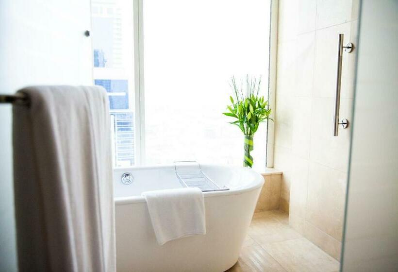 带大床的套房, Voco Dubai, An Ihg