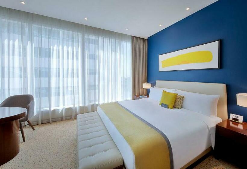 带大床的套房, Voco Dubai, An Ihg