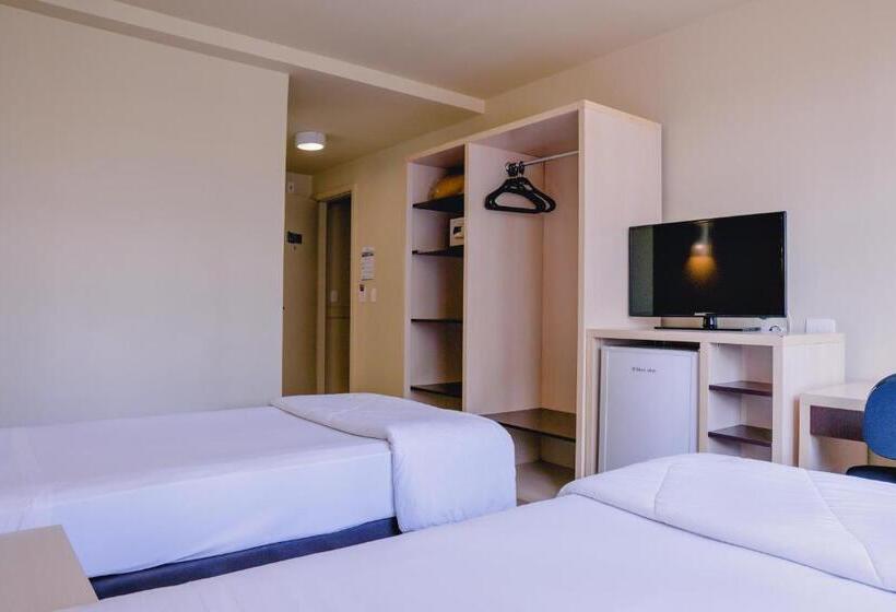 اتاق کلاسیک, Master Curitiba Hotel   1,6 Km Do Estádio Couto Pereira   Show