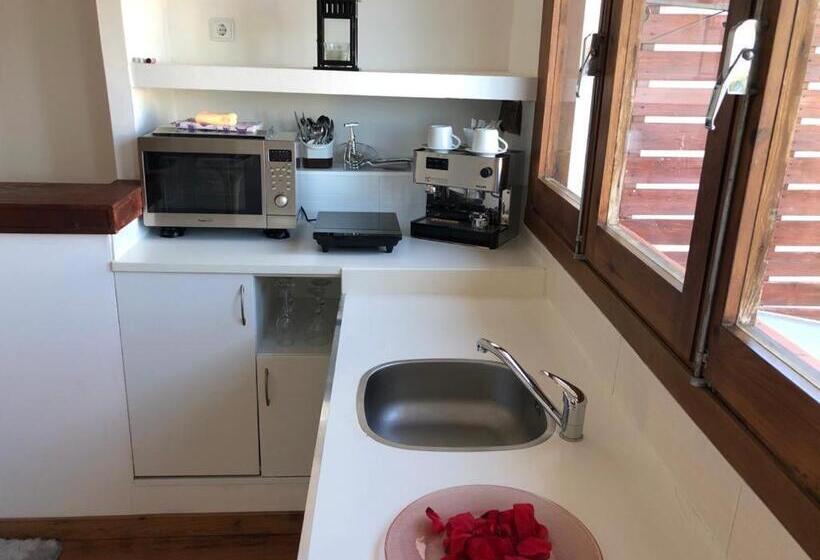 Suite with Terrace, A&e.escornalbou
