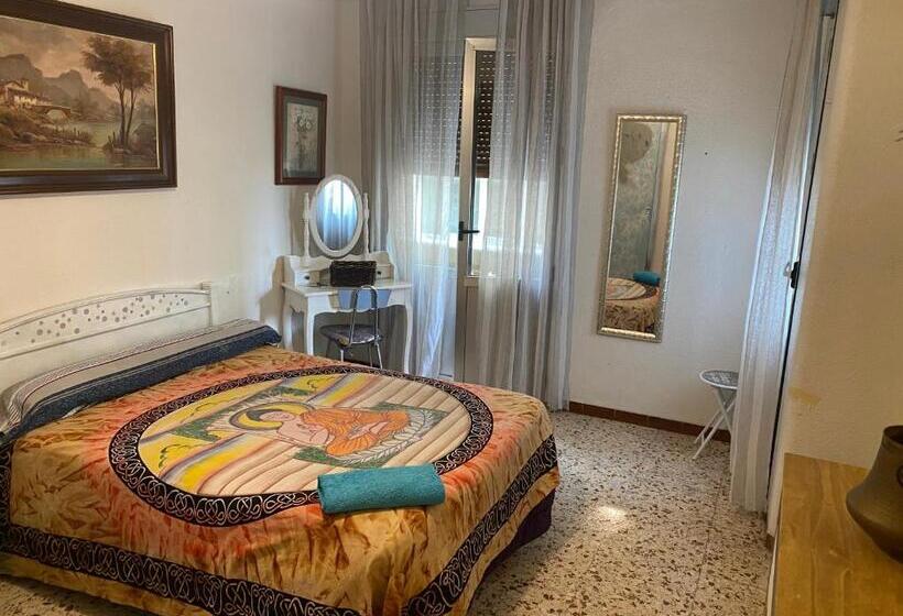 اتاق استاندارد, Guest House Capitan Meca