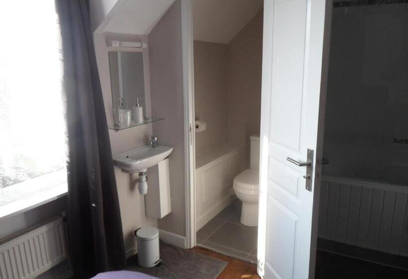 Номер Стандарт, Riverside Bed And Breakfast