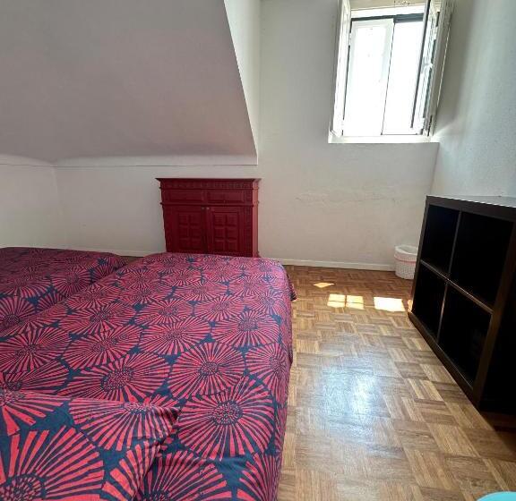 Quarto Estandar, Casa Branca