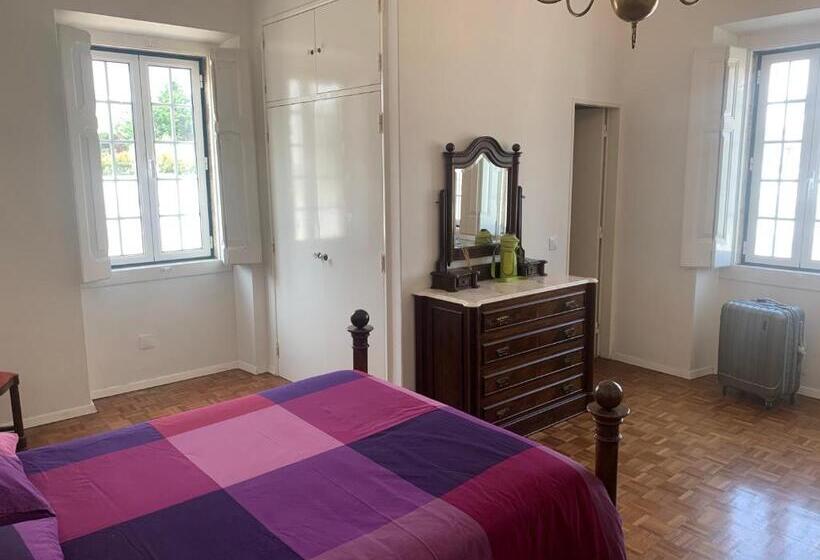 Quarto Deluxe, Casa Branca