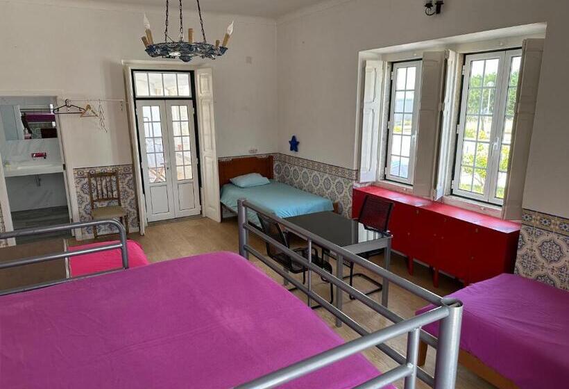 Кровать в Общей Комнате, Casa Branca