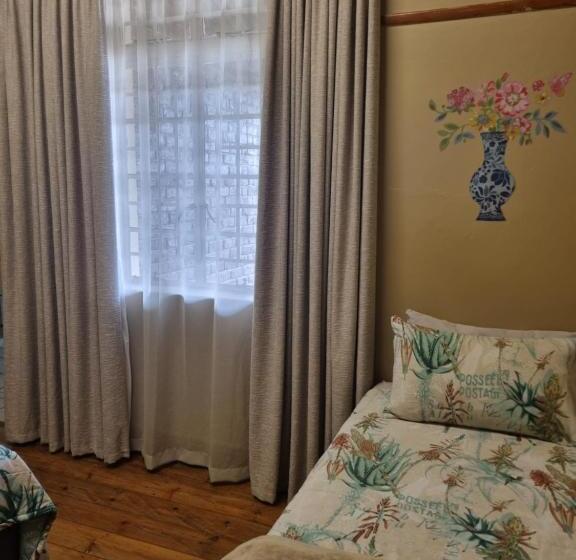 Семейный Номер, Jalome Guesthouse