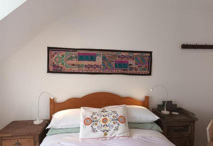 Люкс, Chez Jo Apartments