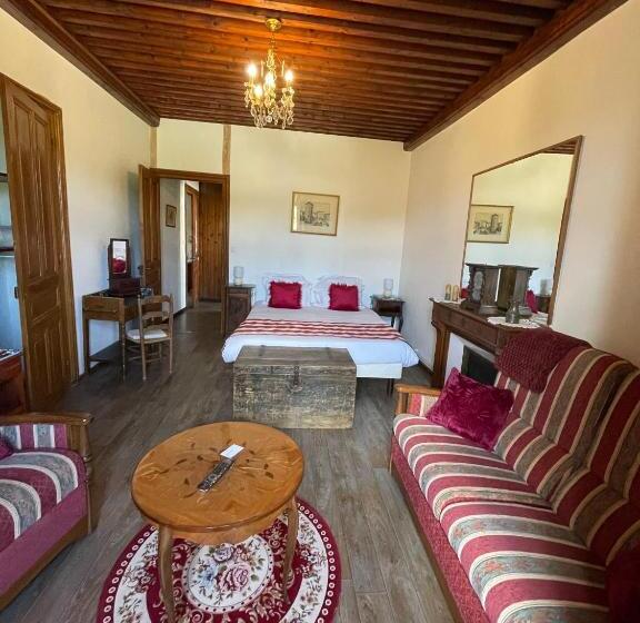 Quarto Deluxe, Manoir Du Grail