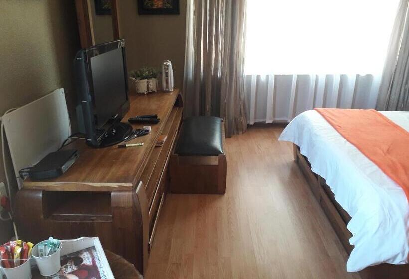 اتاق استاندارد, At The View B&b