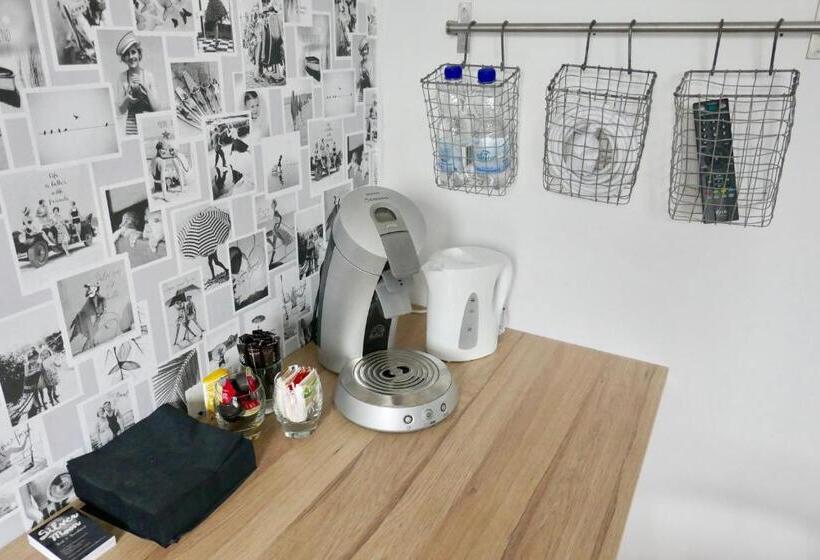 Quarto Estandar Banheiro Compartilhado, Silver Moon Bed & Breakfast