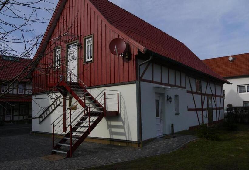 Номер Стандарт Вид на Сад, Café Im Hof  Bed & Breakfast