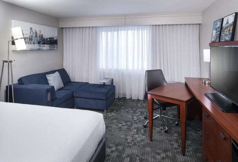 חדר סטנדרט עם מיטת קינג, Courtyard By Marriott Austin Parmer Tech Ridge