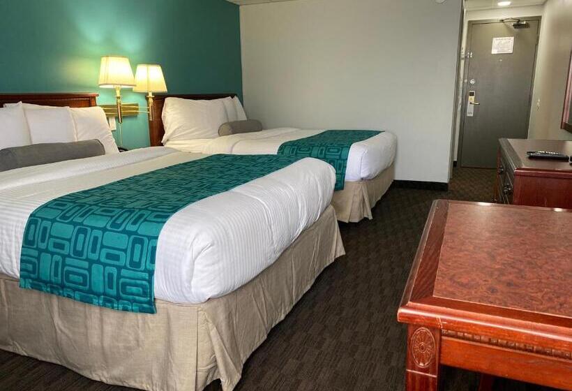 Номер Стандарт, Travelodge By Wyndham Miramichi New Brunswick