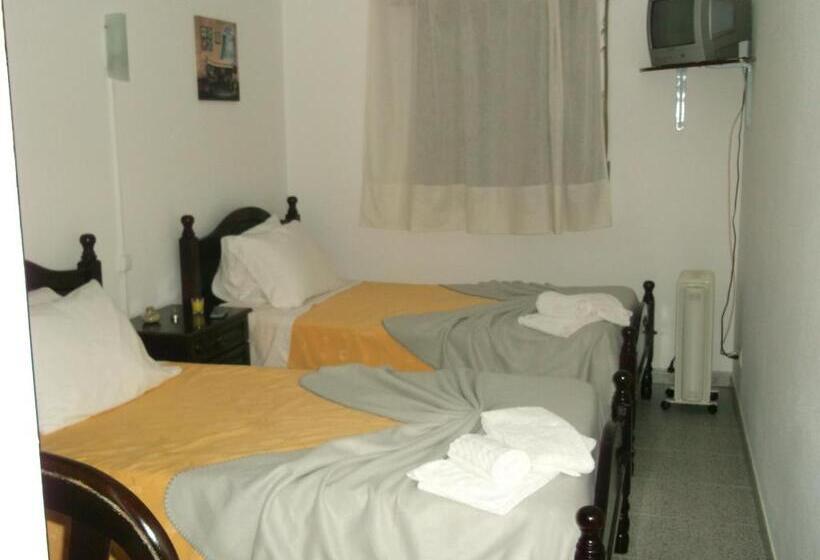 Номер Стандарт, Alojamento Local Boavistense