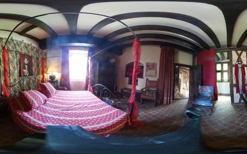 Quarto Estandar, Commanderie Des Templiers