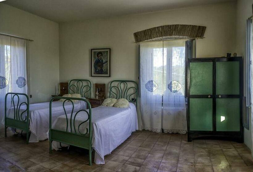 Номер Стандарт, Agriturismo Piano Del Monaco