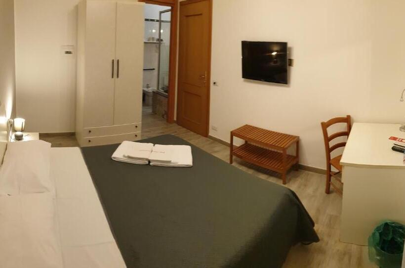 اتاق لوکس, B&b Castelluccio