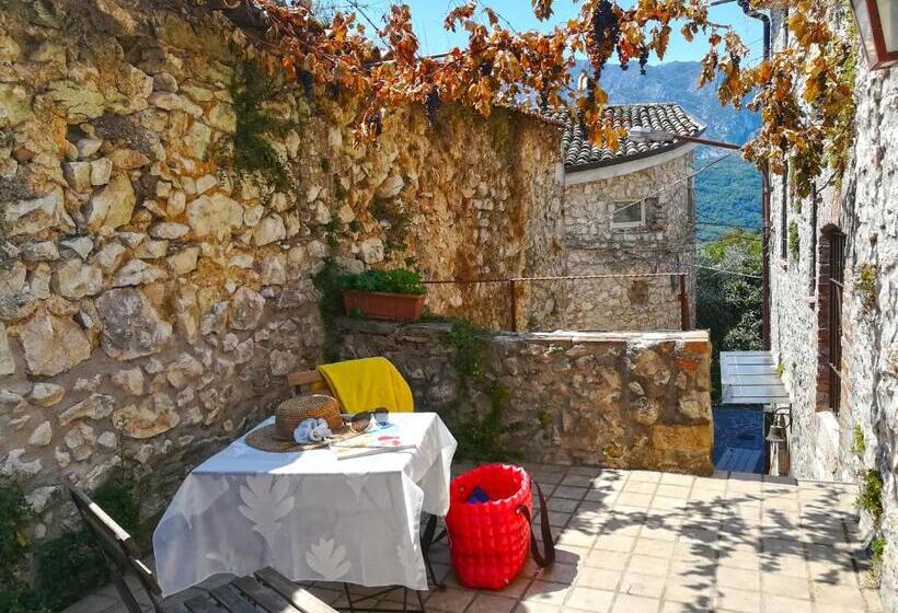 Студио Стандарт с Террасой, B&b Milleunapietra Romantic Guest House