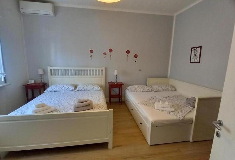 Четырехместный Номер Deluxe, B&b Nadine
