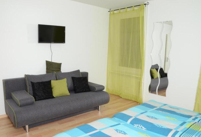 آپارتمان 2 خوابه با بالکن, Guesthouse Casa Esperanza Basel