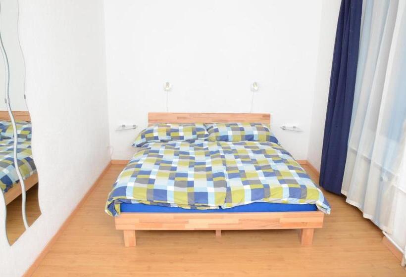 اتاق استاندارد با سرویس بهداشتی مشترک, Guesthouse Casa Esperanza Basel