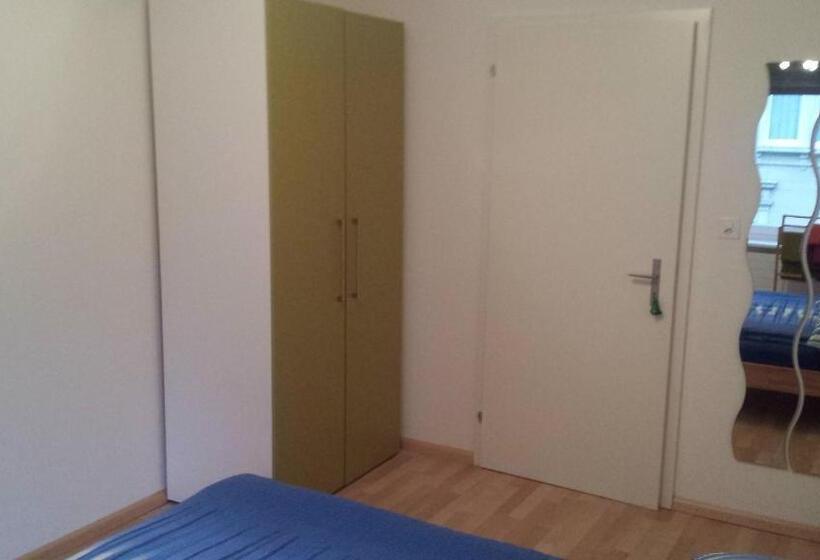 آپارتمان 2 خوابه با بالکن, Guesthouse Casa Esperanza Basel
