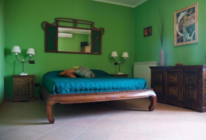 Номер Стандарт Трехместный, Palazzo Conforti Tree House Resort