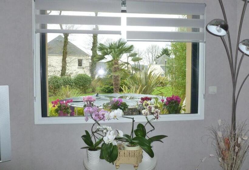 Люкс, Jardin Du Levant