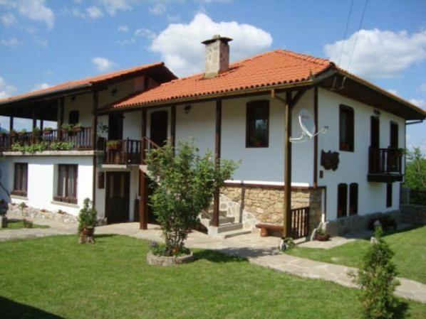 Вилла 5 Спален, Guest House Tsvetina