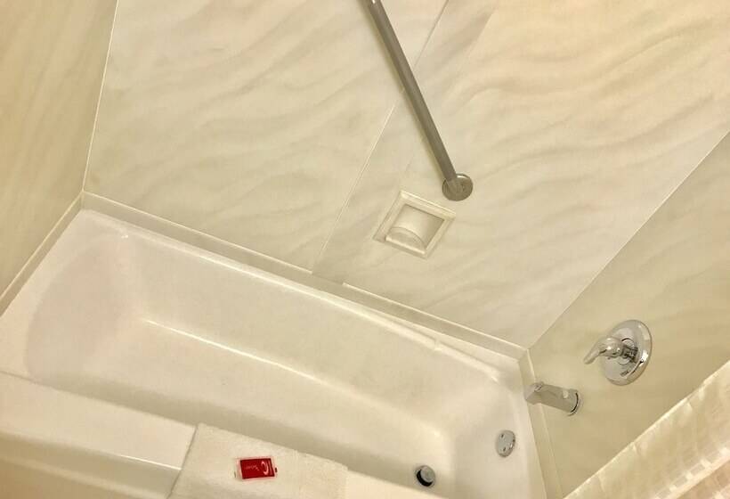 Номер Стандарт 2 Двуспальные Кровати, Econo Lodge Lakes Region