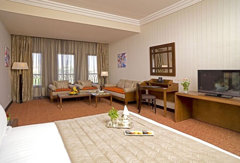 带泳池观景的豪华房, Palais Médina Riad Resort