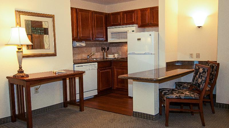 Люкс, Staybridge Suites Wichita, An Ihg