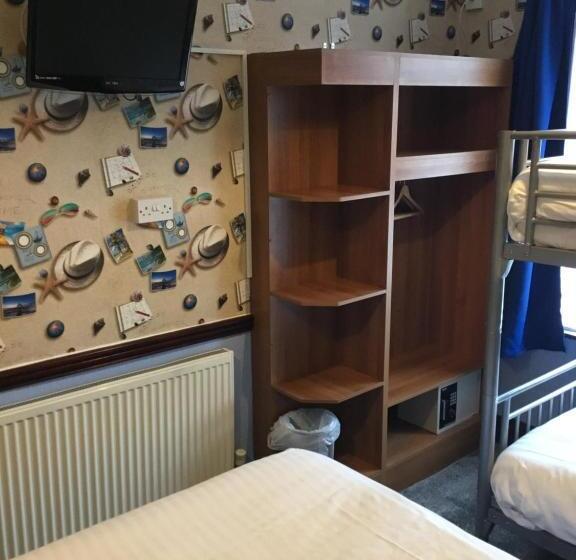 Quarto Familiar, Valdene