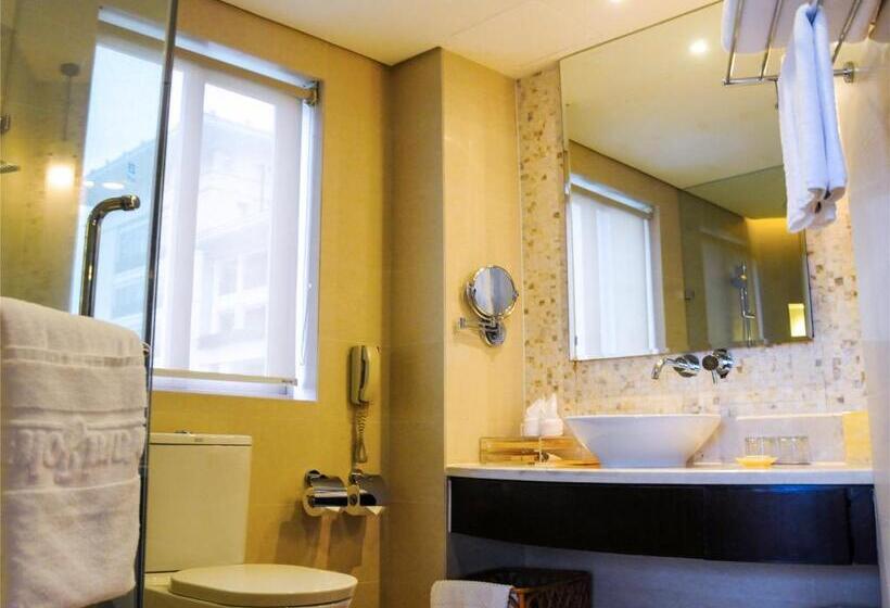 Люкс Семейный 2 Спальни, Howard Johnson Resort Sanya Bay