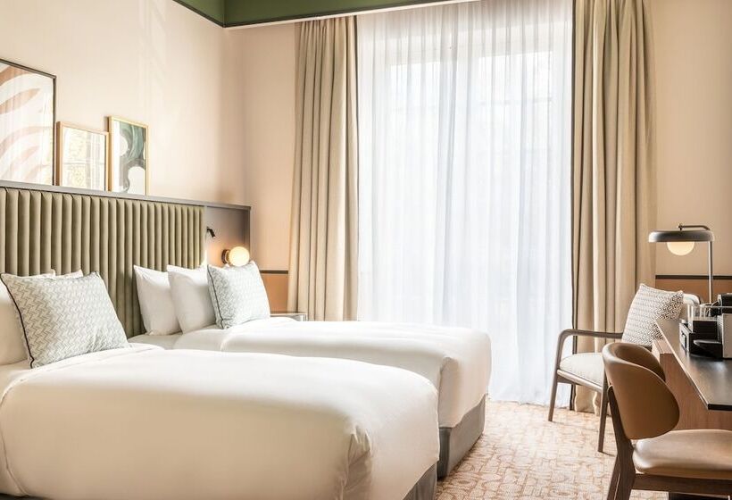 Семейный Номер, Le Parchamp, A Tribute Portfolio Hotel, Paris Boulogne