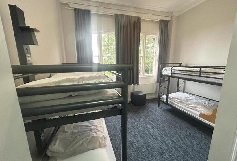 Четырехместный Номер Стандарт, Yha Whitby