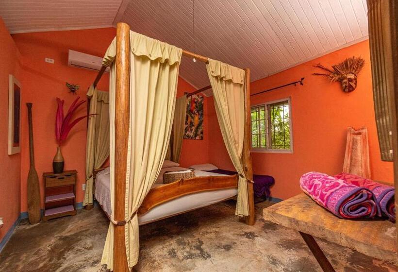 Бунгало Superior, Monkey Lodge Panama