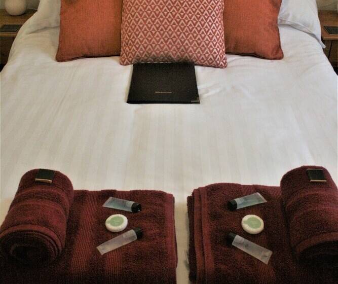 Quarto Basic, Wayfarer Guest House