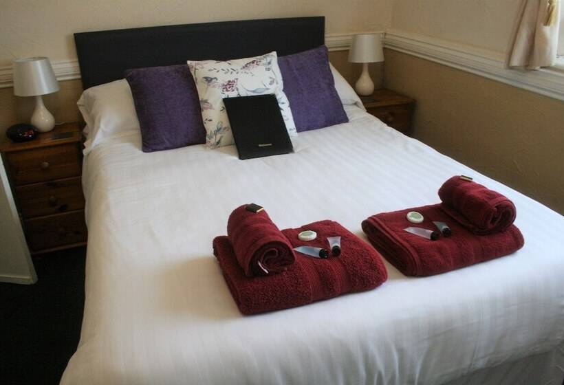 Quarto Basic, Wayfarer Guest House