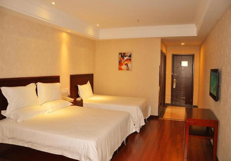 스탠다드 룸 킹사이즈 침대, Holiday Inn Express Kingston Central, An Ihg