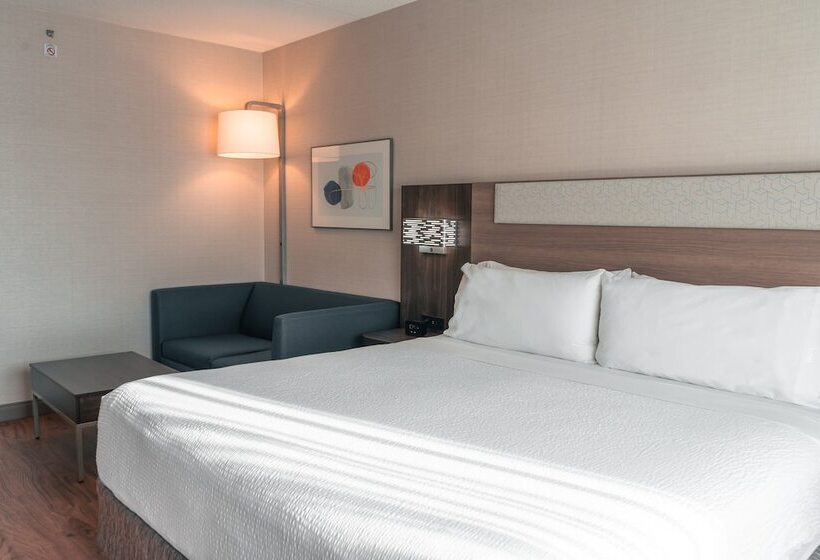 Номер Стандарт, Holiday Inn Express Kingston Central, An Ihg