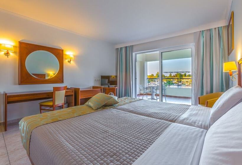 小型套房, Kipriotis Maris Suites