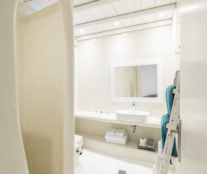 주니어 스위트, Paros Palace