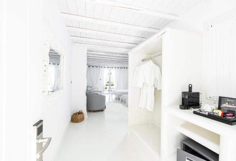 스탠다드 트리플 룸, Paros Palace