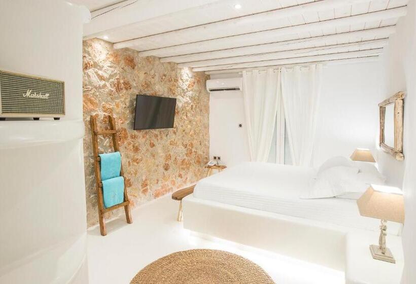 자쿠지 스위트, Paros Palace