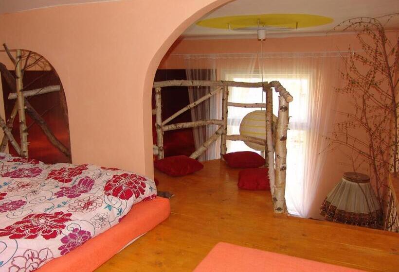Quarto Quádruplo Estandar, Artharmony Pension & Hostel