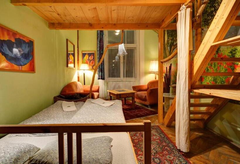 Quarto quádruplo Económico Casa de banho partilhada, Artharmony Pension & Hostel