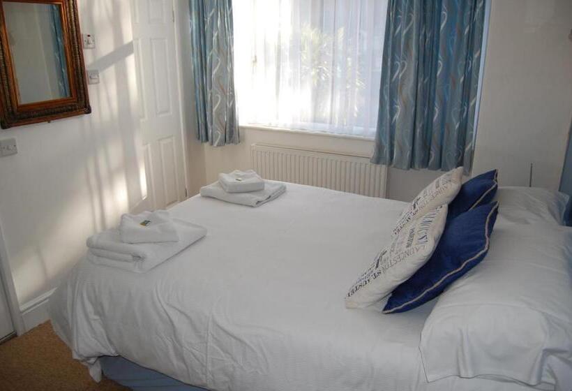 اتاق اساندارد با چشم‌انداز جانبی به دریا, Tregenna Guest House