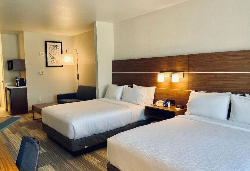 스위트, Holiday Inn Express & Suites Beaumont   Oak Valley, An Ihg